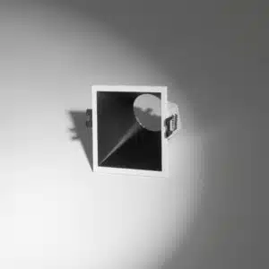 Spot De Embutir Uki1 Blanco y Negro