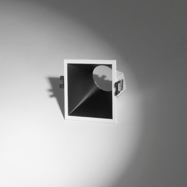 UKI I BLNG - Imagen 2